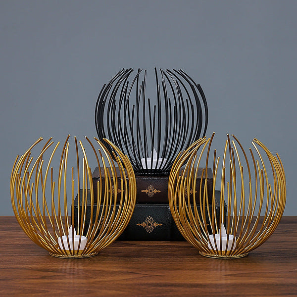 Wedding props party decoration Nordic light luxury creative candle holders. wrought iron ornaments. ornaments. living room dining table. romantic candlelight dinner. wedding props